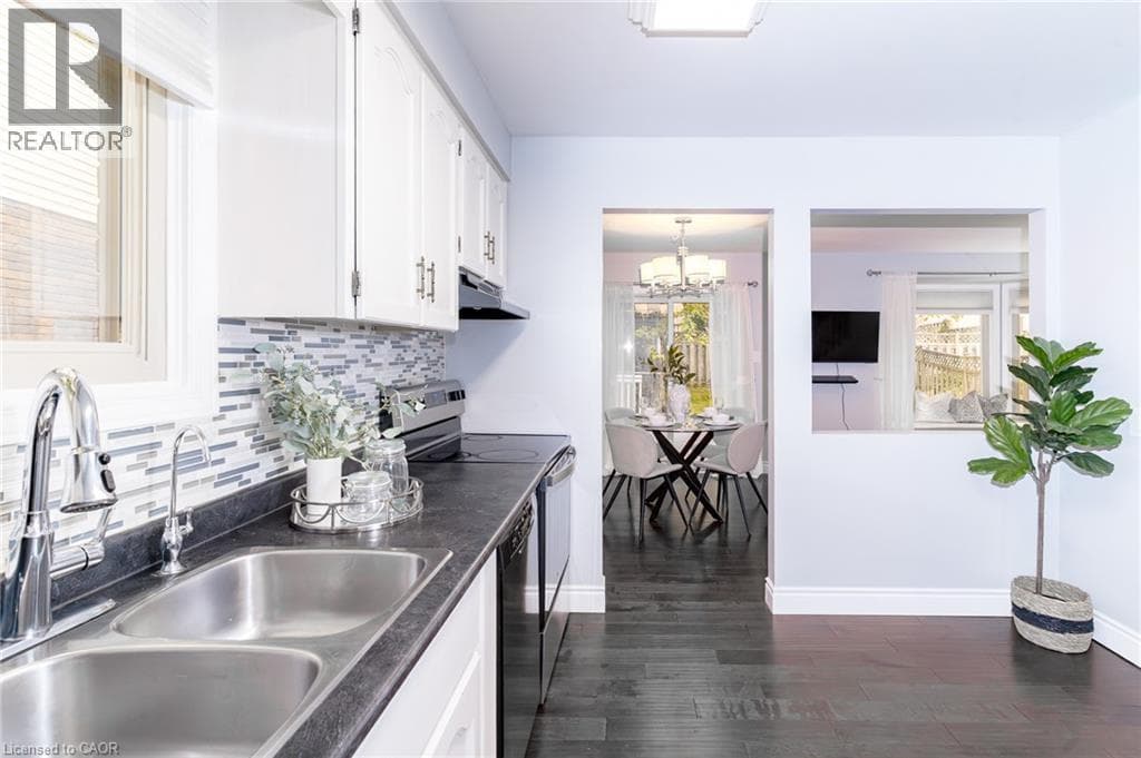 Detached for sale at 543 DRUMMERHILL Crescent, Westvale, Waterloo, Ontario, photo 12
