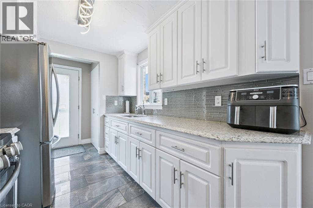 Semi-detached for sale at 847 DOON VILLAGE Road, Pioneer Park, Kitchener, Ontario, photo 8