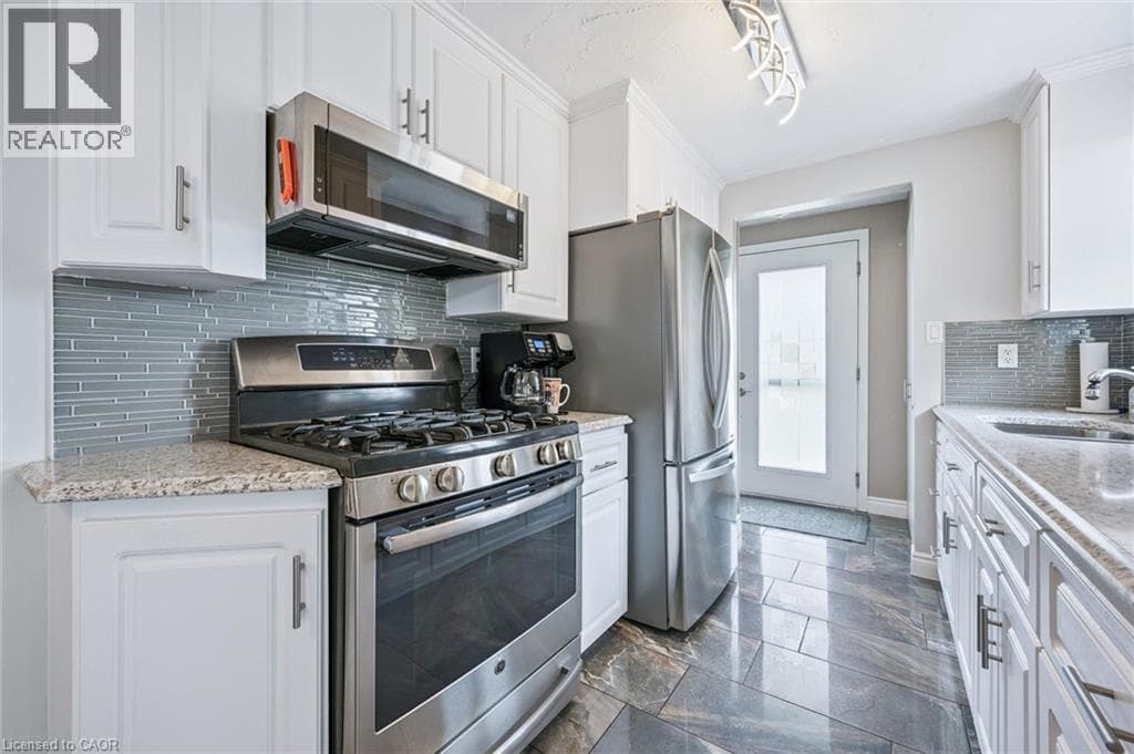 Semi-detached for sale at 847 DOON VILLAGE Road, Pioneer Park, Kitchener, Ontario, photo 9