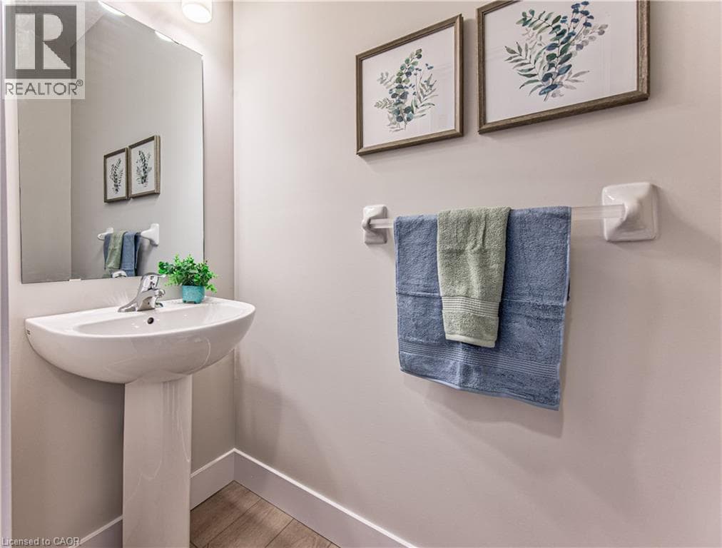 Townhouse for sale at 167 DUNNIGAN Drive, Grand River North, Kitchener, Ontario, photo 9