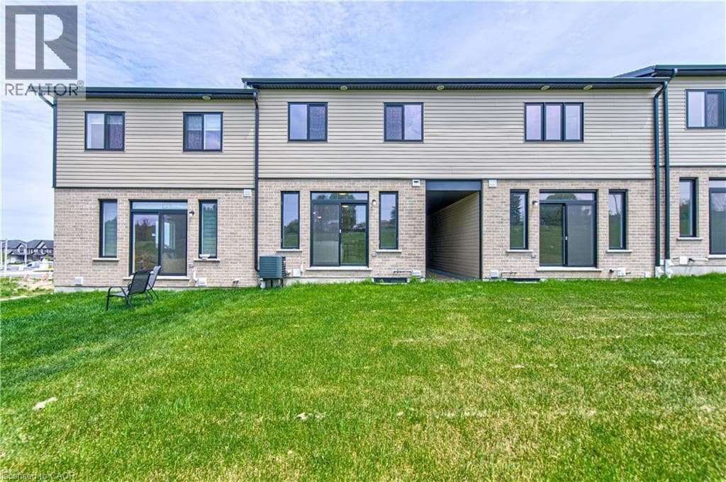 Townhouse for sale at 167 DUNNIGAN Drive, Grand River North, Kitchener, Ontario, photo 41
