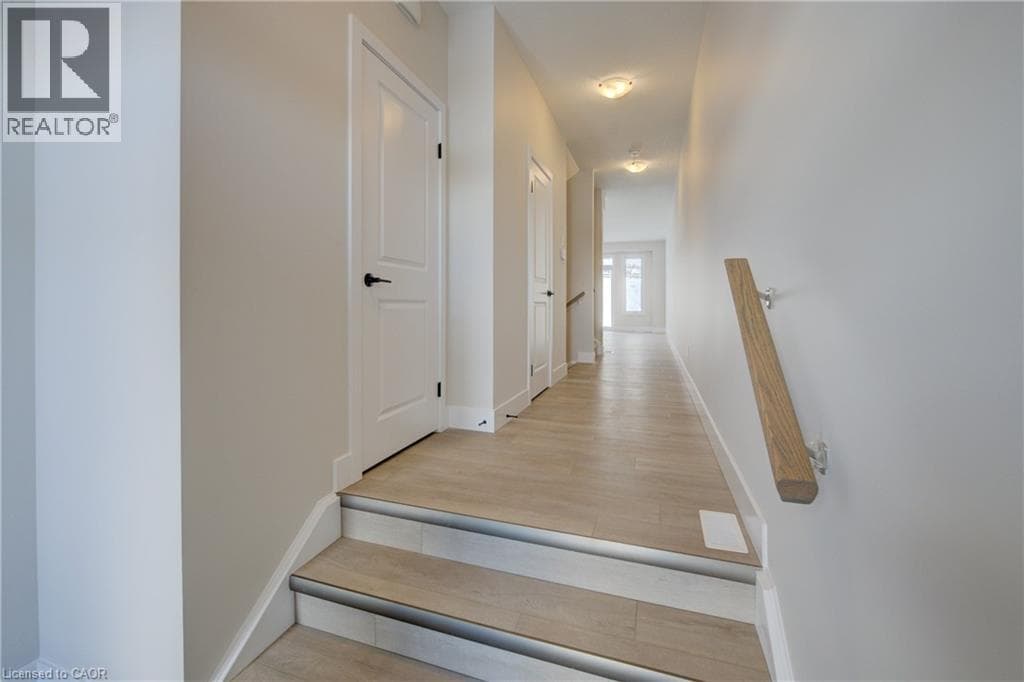 Townhouse for sale at 163 DUNNIGAN Drive, Grand River North, Kitchener, Ontario, photo 4