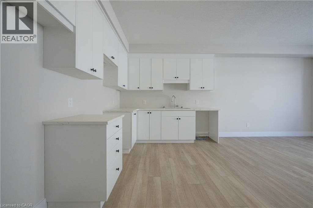 Townhouse for sale at 163 DUNNIGAN Drive, Grand River North, Kitchener, Ontario, photo 13