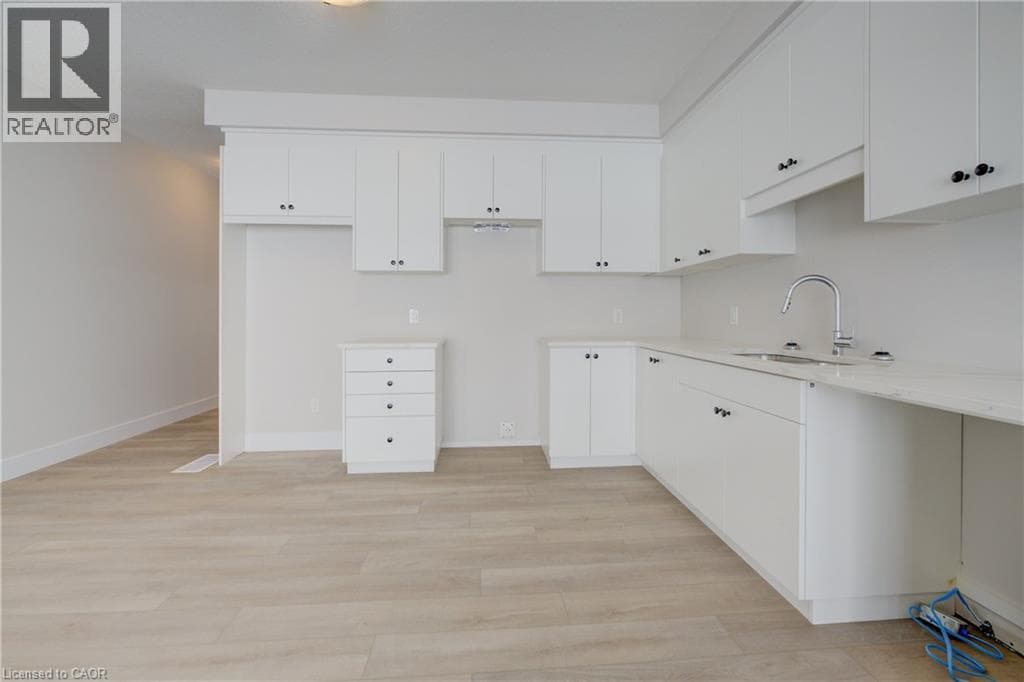 Townhouse for sale at 163 DUNNIGAN Drive, Grand River North, Kitchener, Ontario, photo 12