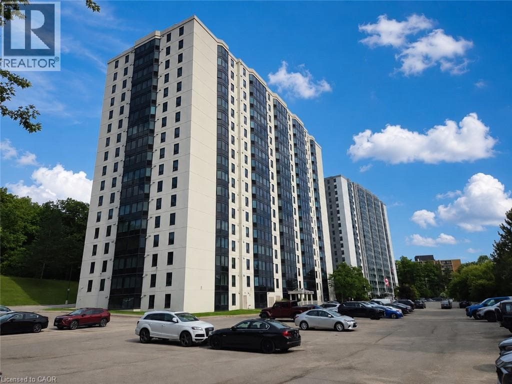 35 GREEN VALLEY Drive Unit# 1511