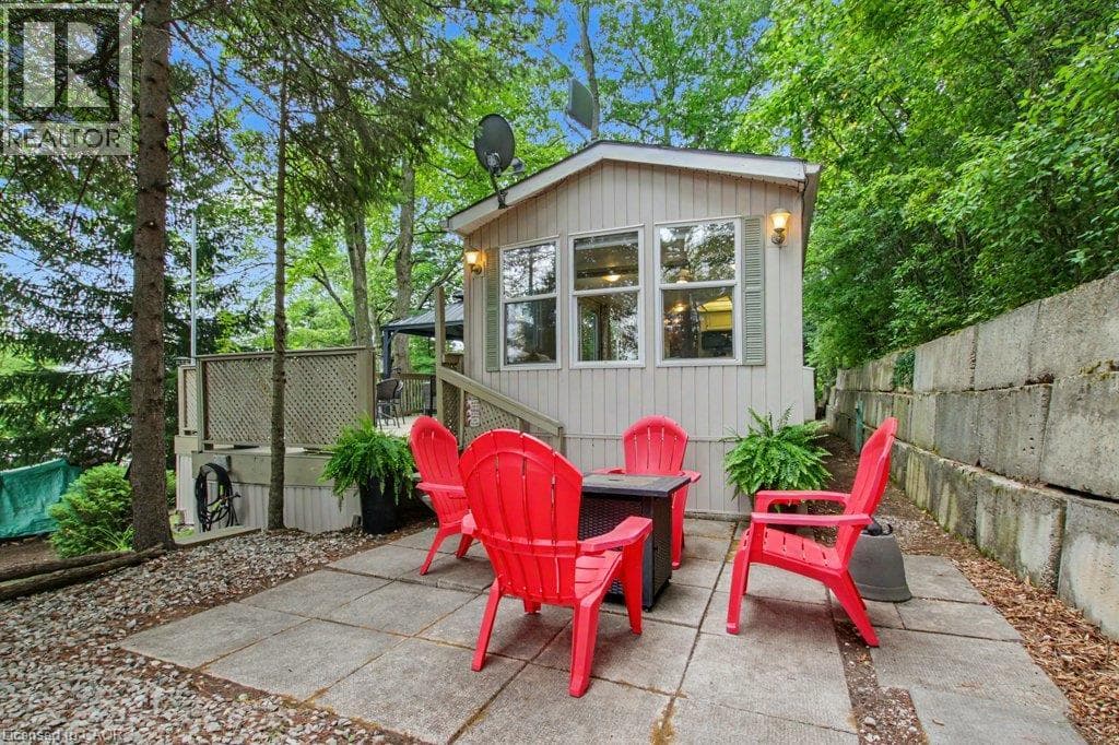 673 BRANT-WATERLOO Road Unit# 77