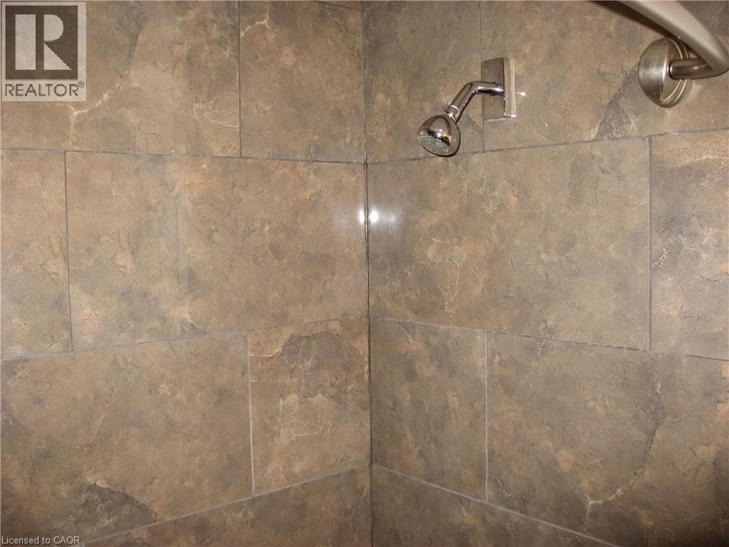 Semi-detached for sale at 124 AVALON Place, Meinzinger Park-Lakeside, Kitchener, Ontario, photo 16
