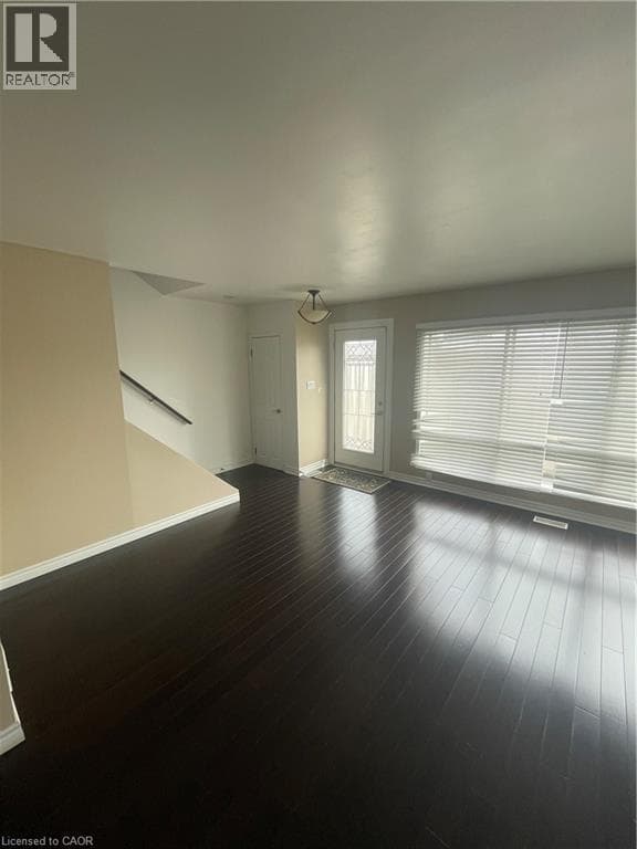 Semi-detached for sale at 124 AVALON Place, Meinzinger Park-Lakeside, Kitchener, Ontario, photo 8