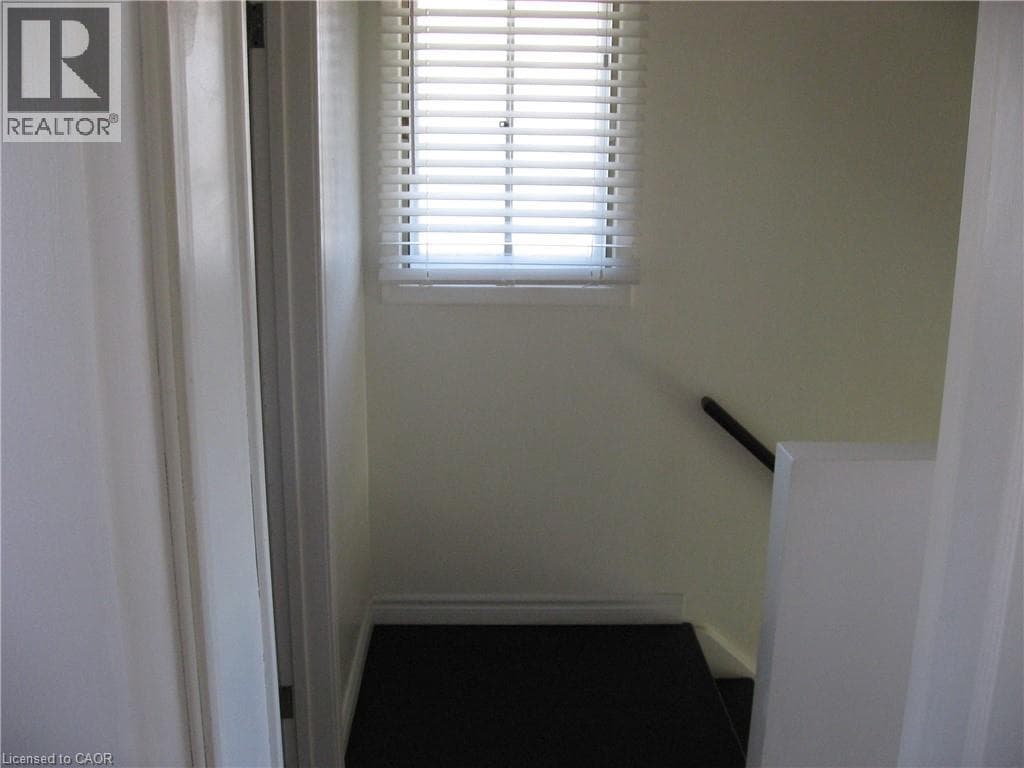 Semi-detached for sale at 124 AVALON Place, Meinzinger Park-Lakeside, Kitchener, Ontario, photo 11