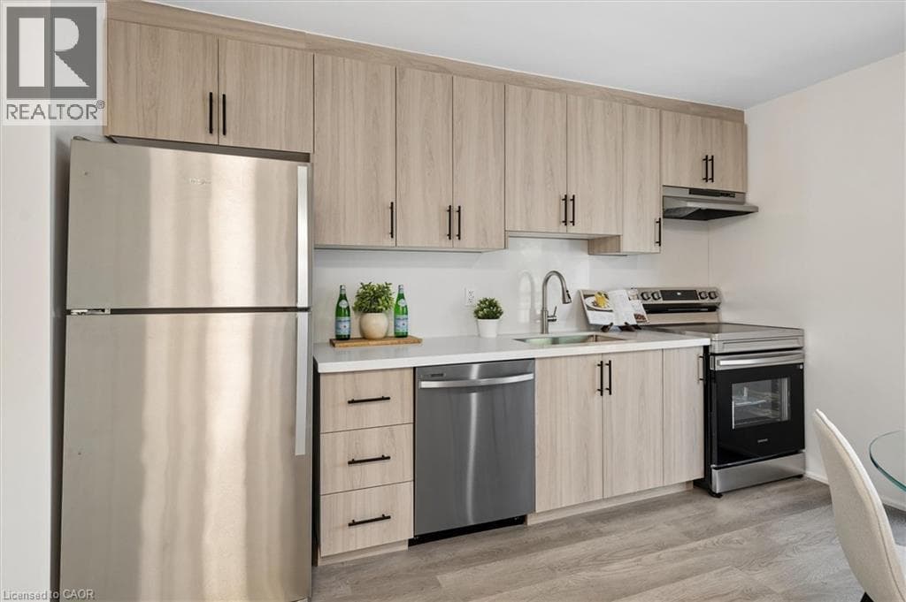 Multi-family for sale at 88 WOODHAVEN Road, Vanier, Kitchener, Ontario, photo 13