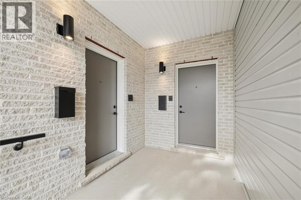 Semi-detached for sale at 82 CHALMERS Street N, Lincoln Oaks, Cambridge, Ontario, photo 7