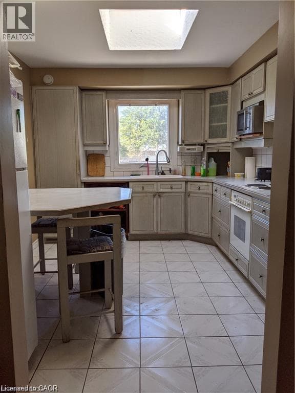 Detached for sale at 84 AMHERST Drive, Lower Doon, Kitchener, Ontario, photo 5