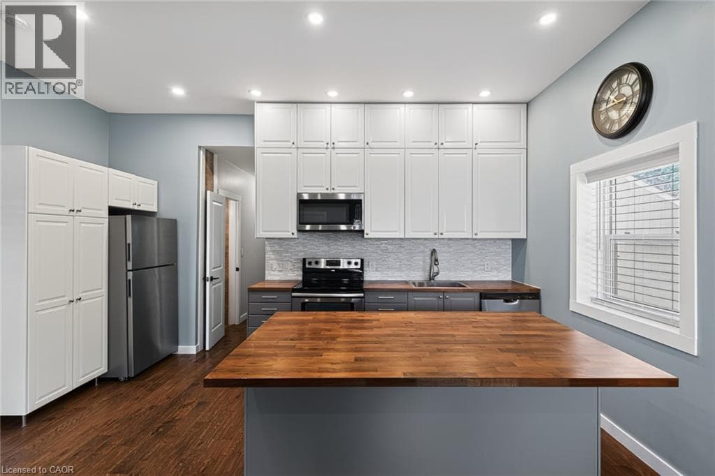 Semi-detached for sale at 21 CEDAR Street, St Andrews Hills, Cambridge, Ontario, photo 11