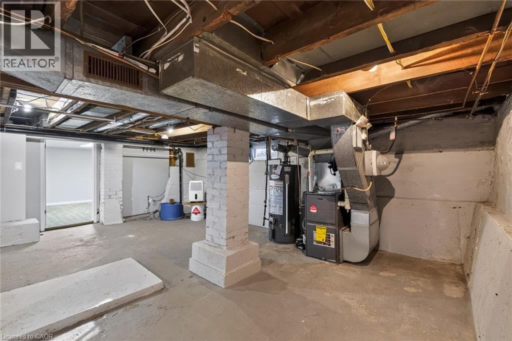 Semi-detached for sale at 21 CEDAR Street, St Andrews Hills, Cambridge, Ontario, photo 27