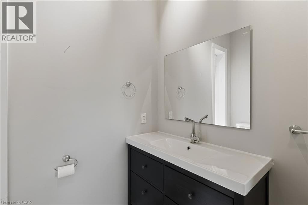 Semi-detached for sale at 21 CEDAR Street, St Andrews Hills, Cambridge, Ontario, photo 20