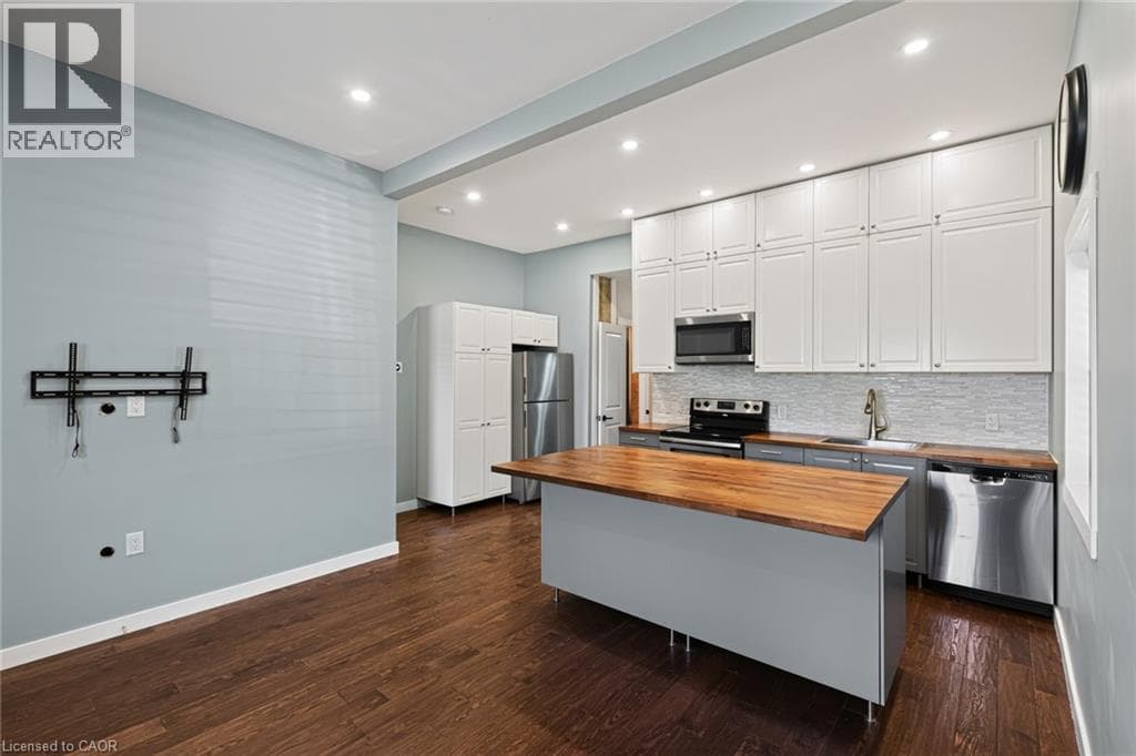 Semi-detached for sale at 21 CEDAR Street, St Andrews Hills, Cambridge, Ontario, photo 9