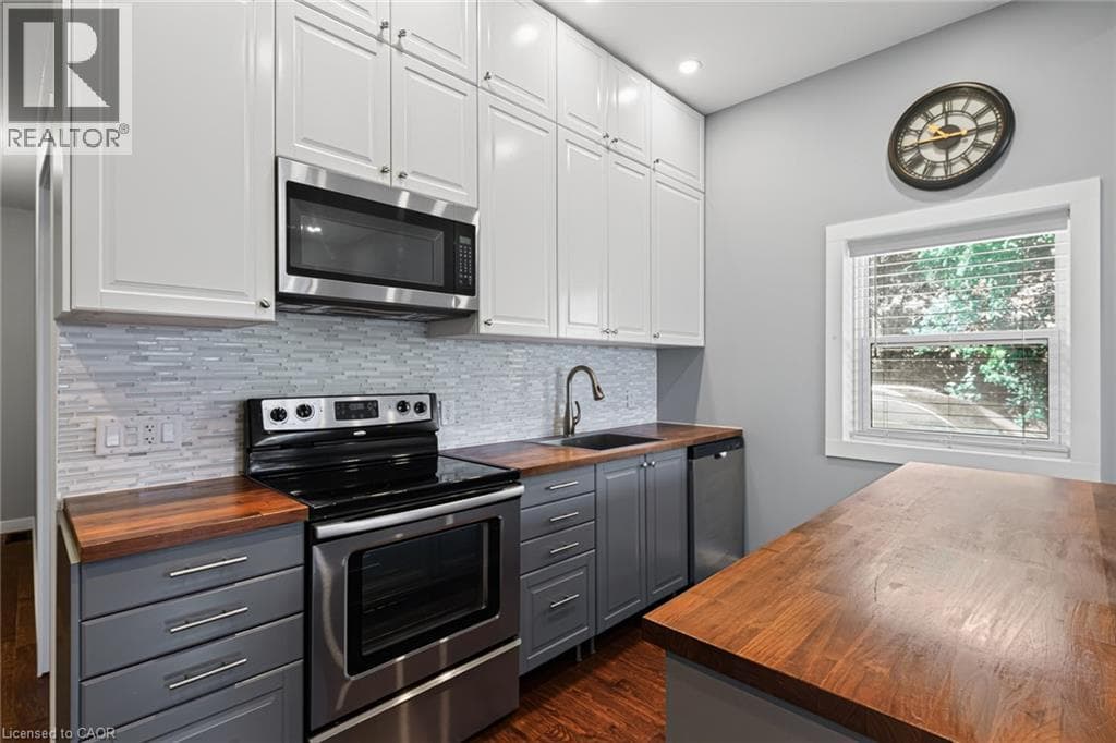 Semi-detached for sale at 21 CEDAR Street, St Andrews Hills, Cambridge, Ontario, photo 12