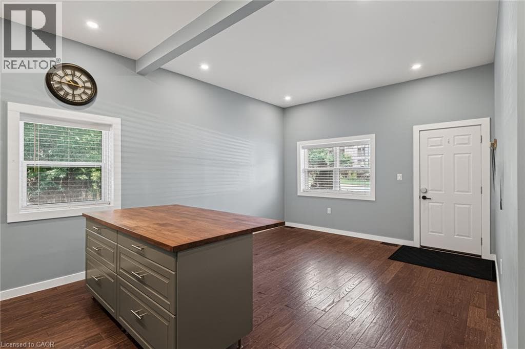 Semi-detached for sale at 21 CEDAR Street, St Andrews Hills, Cambridge, Ontario, photo 13