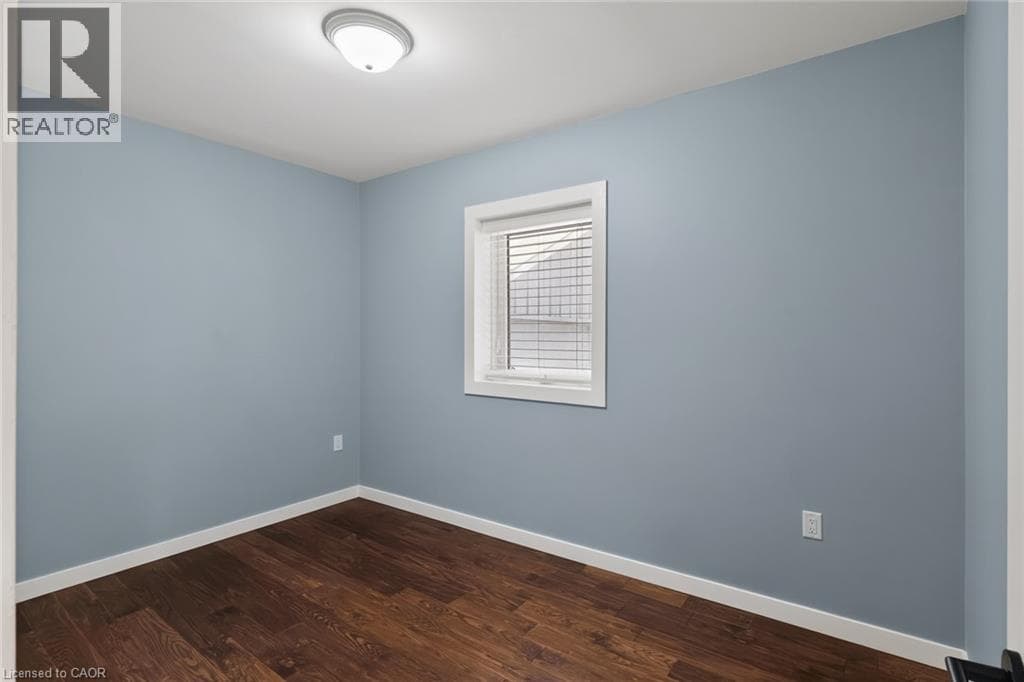 Semi-detached for sale at 21 CEDAR Street, St Andrews Hills, Cambridge, Ontario, photo 22