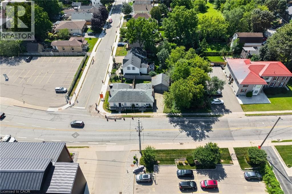 Semi-detached for sale at 21 CEDAR Street, St Andrews Hills, Cambridge, Ontario, photo 32