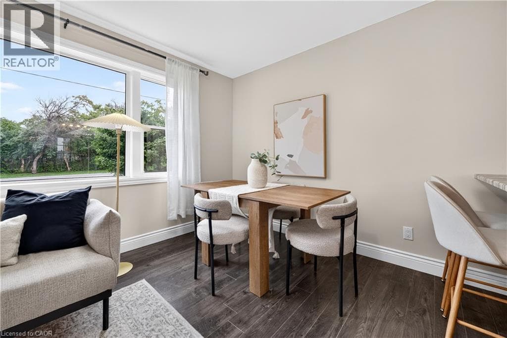 Detached for sale at 176 AVALON Place, Meinzinger Park-Lakeside, Kitchener, Ontario, photo 5
