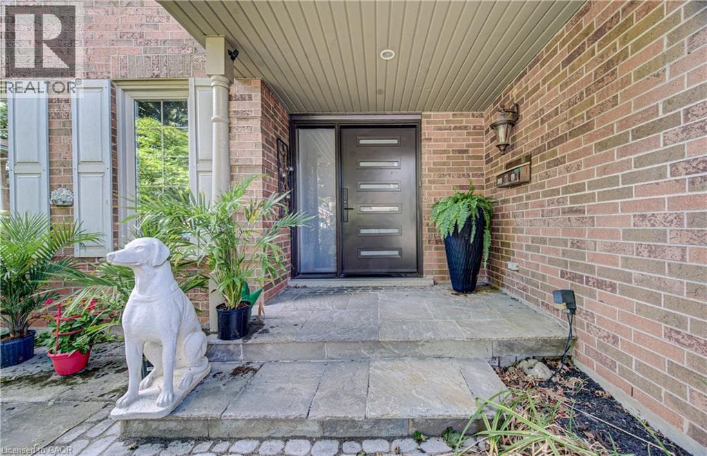 Detached for sale at 7 STOCK Court, Cambrian Hills, Cambridge, Ontario, photo 3