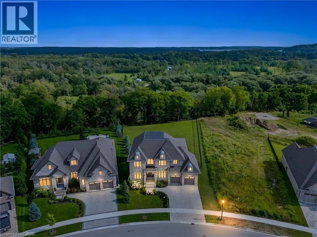 Detached for sale at 56 PIONEER RIDGE Drive, Pioneer Tower West, Kitchener, Ontario, photo 2