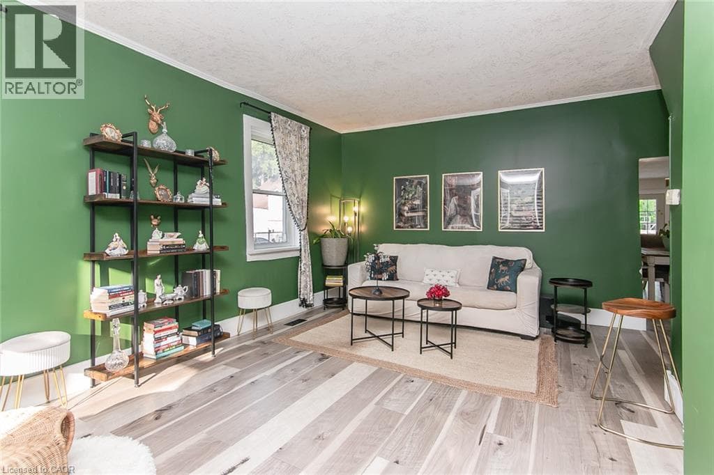 Detached for sale at 393 HURON Street, New Hamburg, Wilmot, Ontario, photo 5