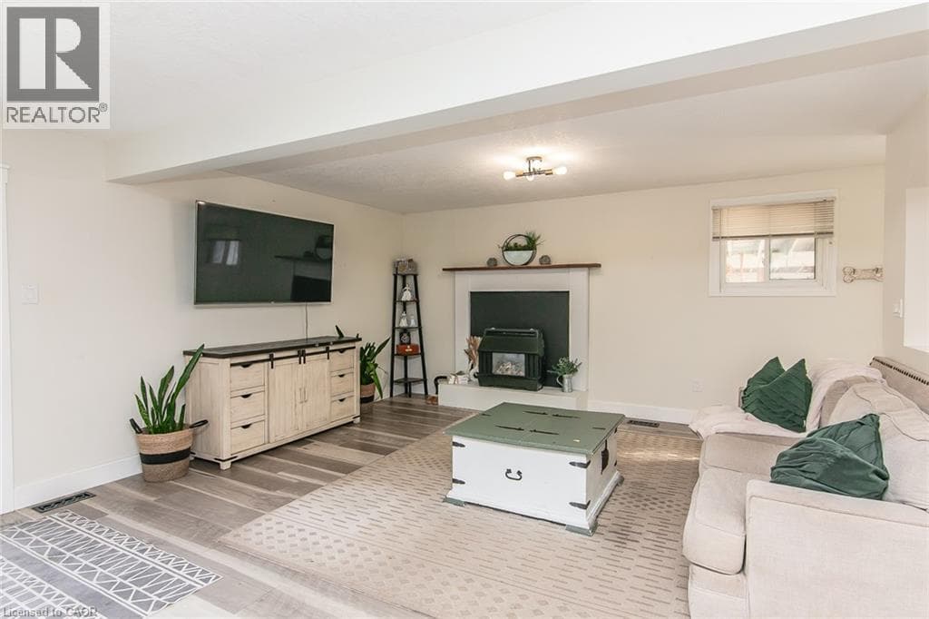 Detached for sale at 393 HURON Street, New Hamburg, Wilmot, Ontario, photo 17