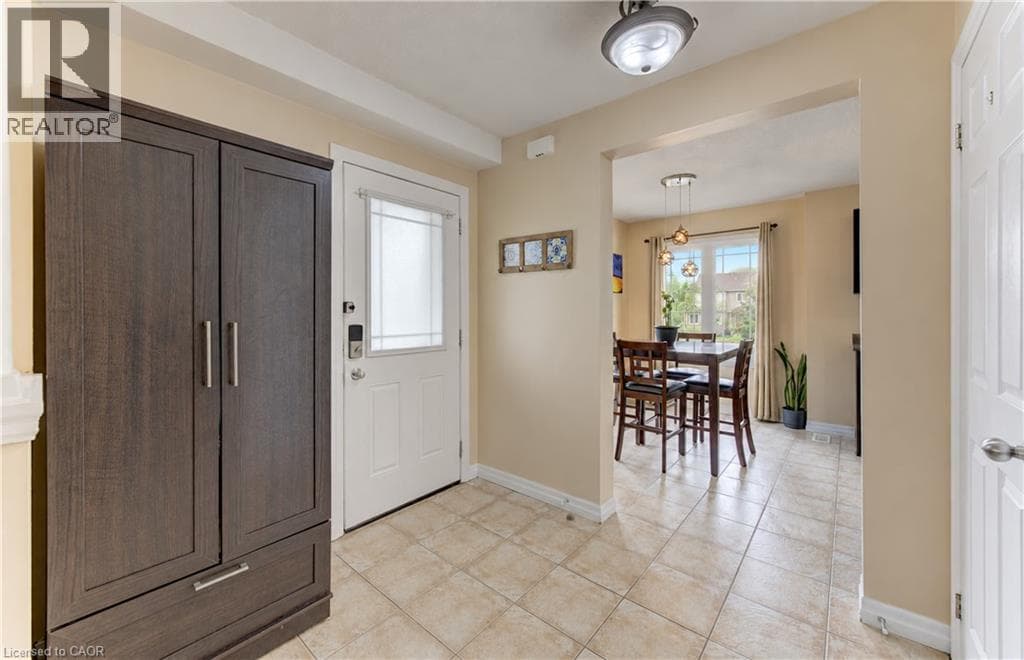 Townhouse for sale at 10 FOXGLOVE Crescent Unit# 40, Laurentian West, Kitchener, Ontario, photo 4