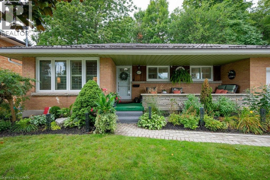 Detached for sale at 417 EDWIN Street, Fairfield, Kitchener, Ontario, photo 2