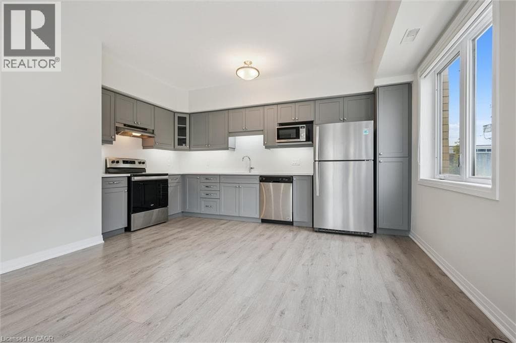 Townhouse for sale at 2 VITALITY Drive, Rosenberg (Trussler), Kitchener, Ontario, photo 9