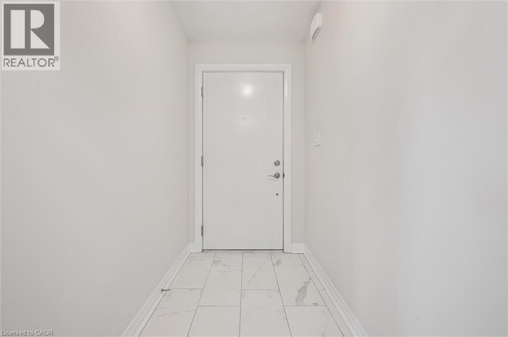 Townhouse for sale at 2 VITALITY Drive, Rosenberg (Trussler), Kitchener, Ontario, photo 5