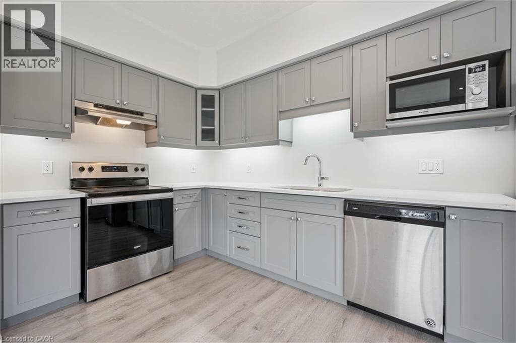 Townhouse for sale at 2 VITALITY Drive, Rosenberg (Trussler), Kitchener, Ontario, photo 10