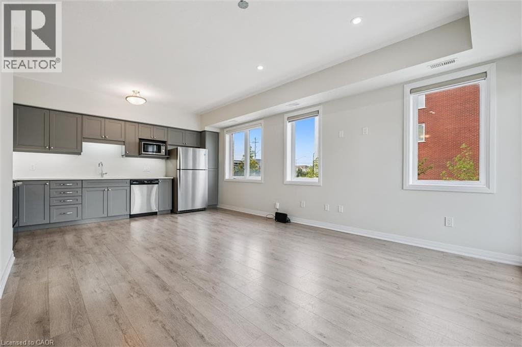Townhouse for sale at 2 VITALITY Drive, Rosenberg (Trussler), Kitchener, Ontario, photo 8