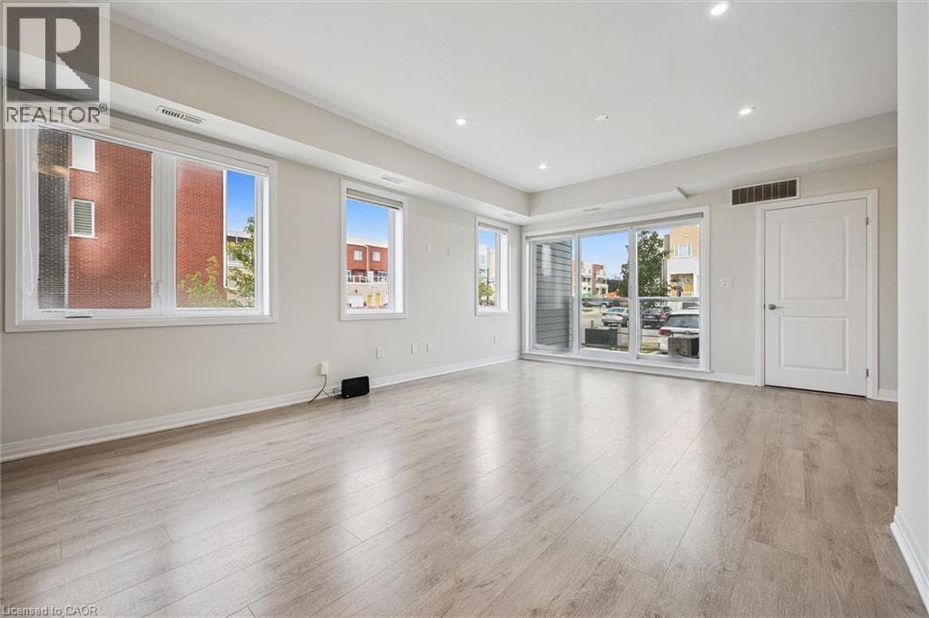 Townhouse for sale at 2 VITALITY Drive, Rosenberg (Trussler), Kitchener, Ontario, photo 11