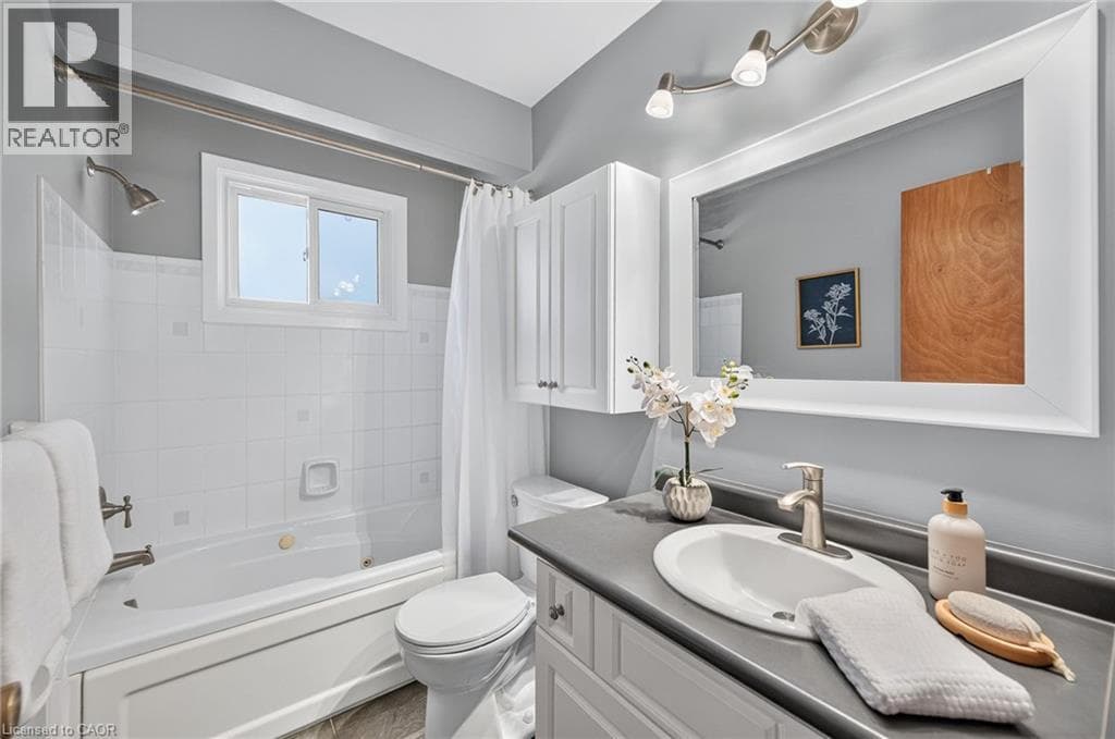 Detached for sale at 107 LAURENTIAN Drive, Laurentian Hills, Kitchener, Ontario, photo 20