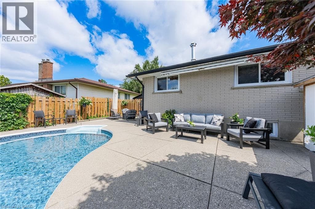 Detached for sale at 107 LAURENTIAN Drive, Laurentian Hills, Kitchener, Ontario, photo 35