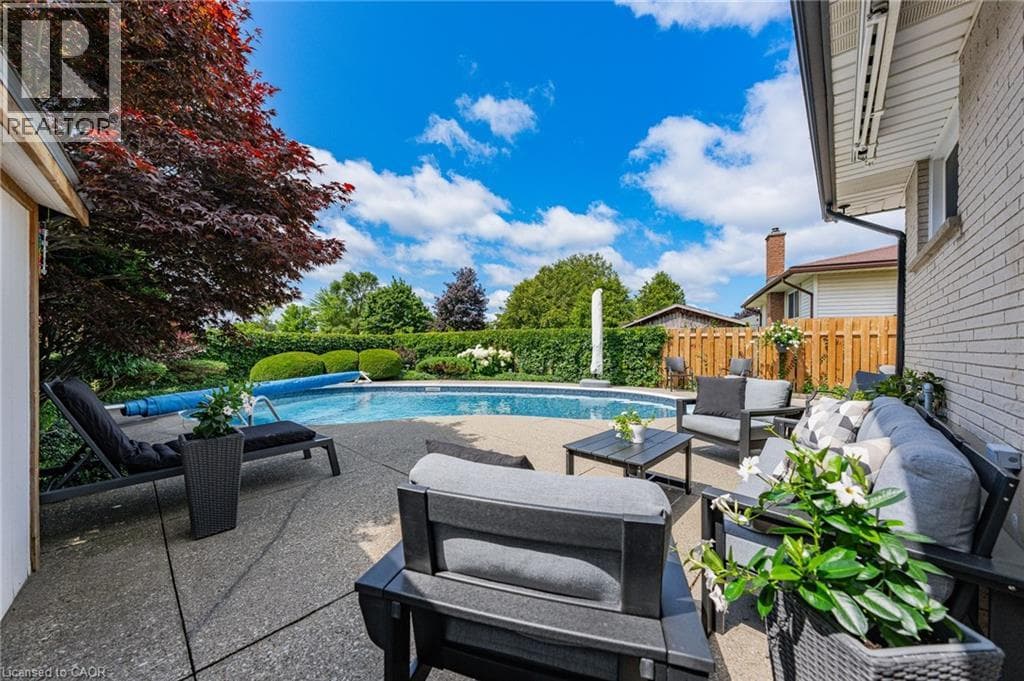 Detached for sale at 107 LAURENTIAN Drive, Laurentian Hills, Kitchener, Ontario, photo 36