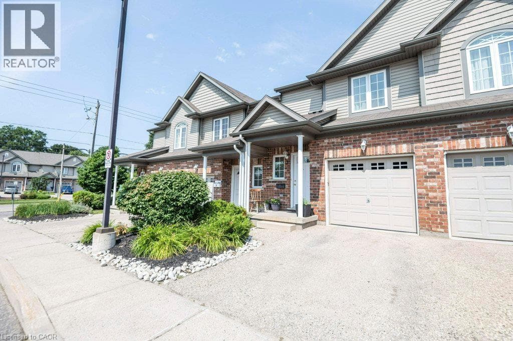 Townhouse for sale at 975 STRASBURG Road Unit# 3, Country Hills, Kitchener, Ontario, photo 2