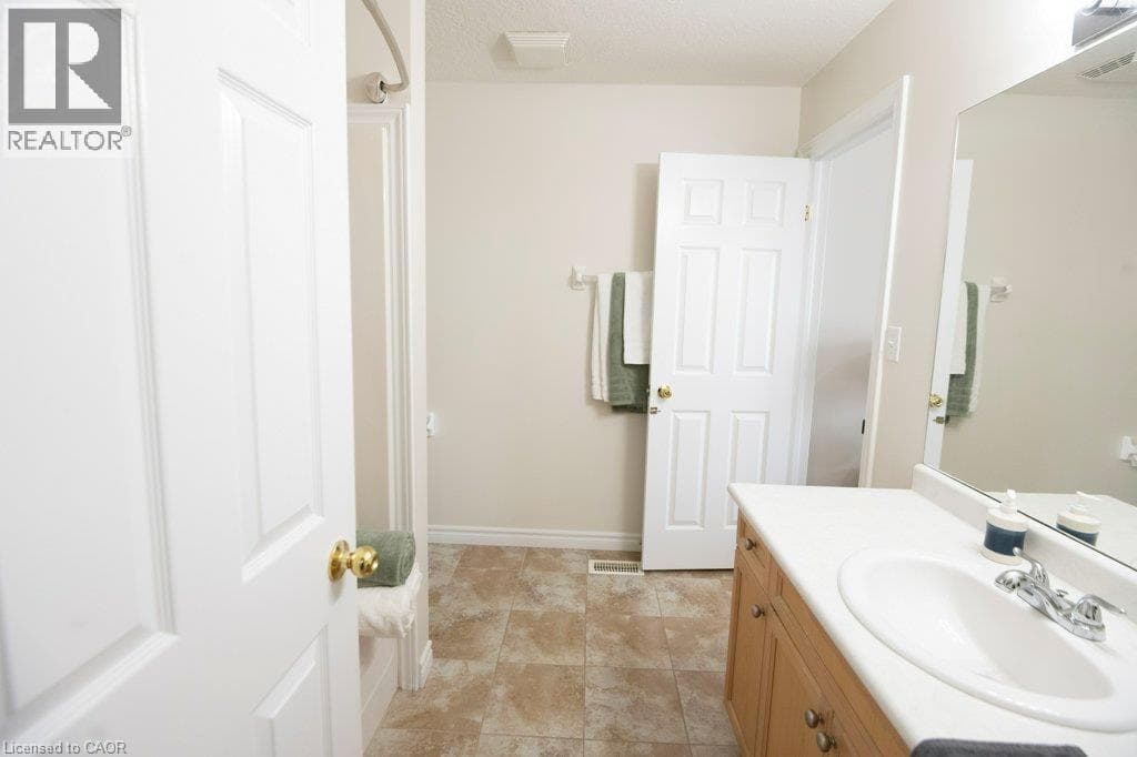 Townhouse for sale at 975 STRASBURG Road Unit# 3, Country Hills, Kitchener, Ontario, photo 22