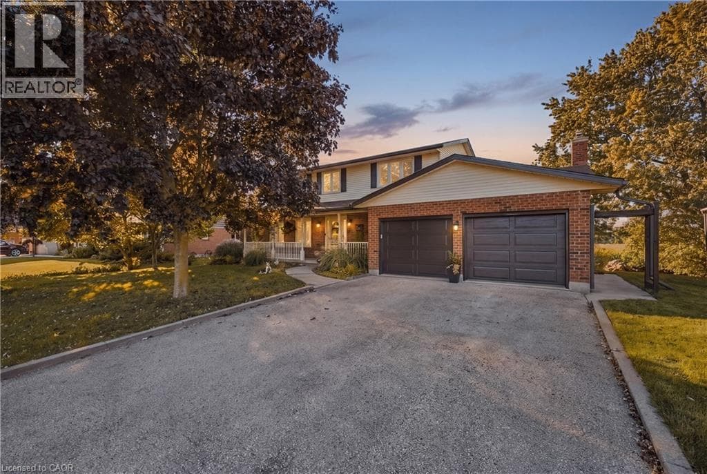 Detached for sale at 216 ALDERVIEW Drive, New Dundee, Wilmot, Ontario, photo 2