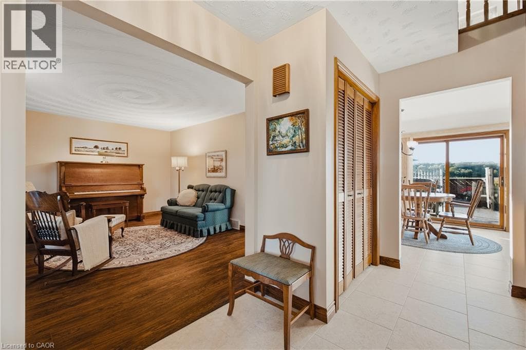 Detached for sale at 216 ALDERVIEW Drive, New Dundee, Wilmot, Ontario, photo 3