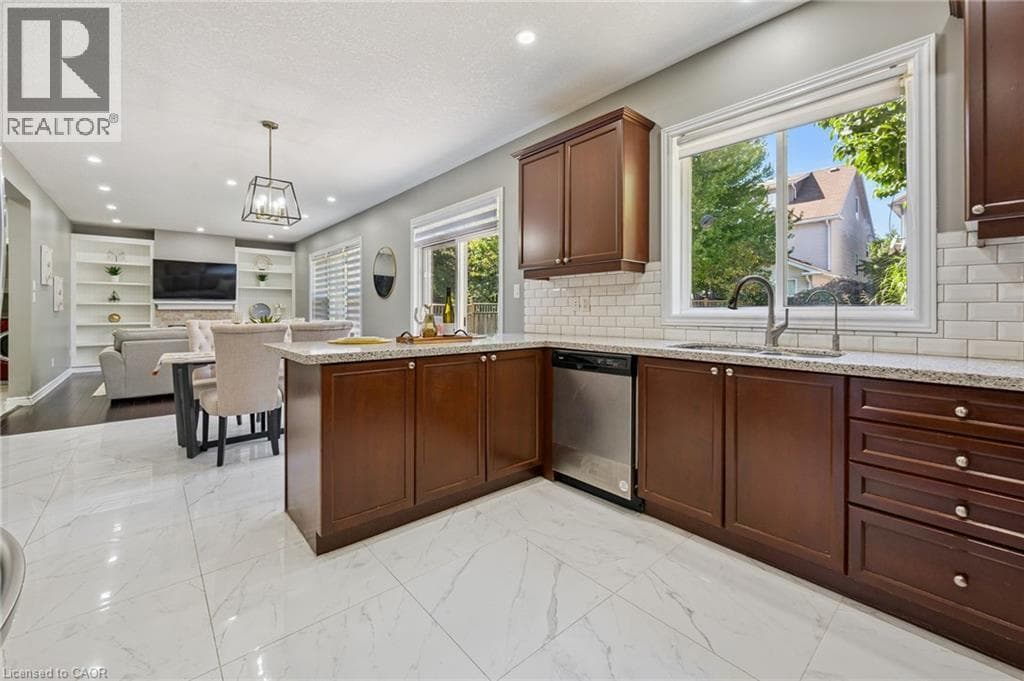 Detached for sale at 154 FALCONRIDGE Drive, Bridgeport North, Kitchener, Ontario, photo 16