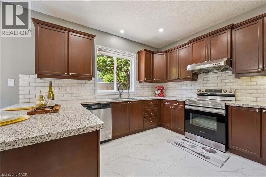 Detached for sale at 154 FALCONRIDGE Drive, Bridgeport North, Kitchener, Ontario, photo 14