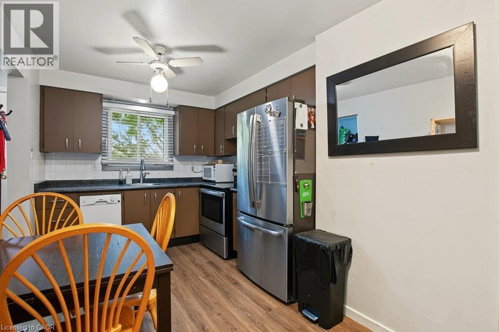 Townhouse for sale at 165 GREEN VALLEY Drive Unit# 73, Pioneer Park, Kitchener, Ontario, photo 11