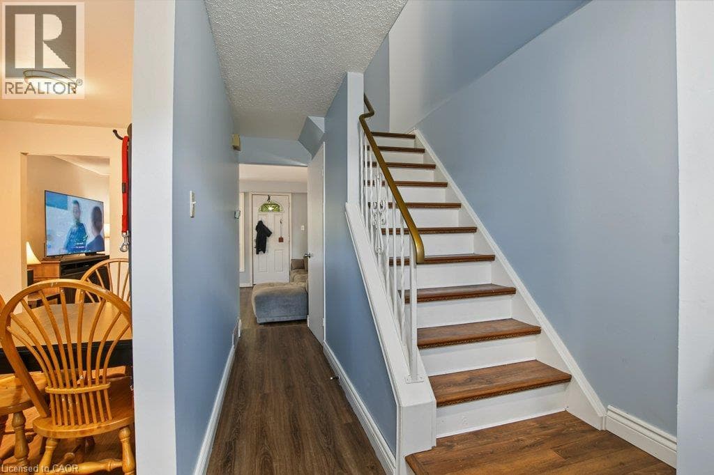 Townhouse for sale at 165 GREEN VALLEY Drive Unit# 73, Pioneer Park, Kitchener, Ontario, photo 6