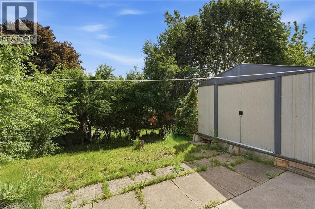 Semi-detached for sale at 126 DINISON Crescent, Laurentian Hills, Kitchener, Ontario, photo 4