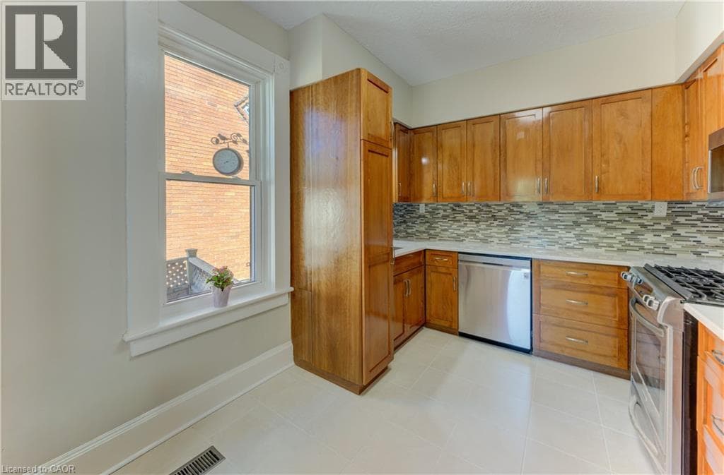 Detached for sale at 180 HEWAT Street, Central Park, Cambridge, Ontario, photo 17