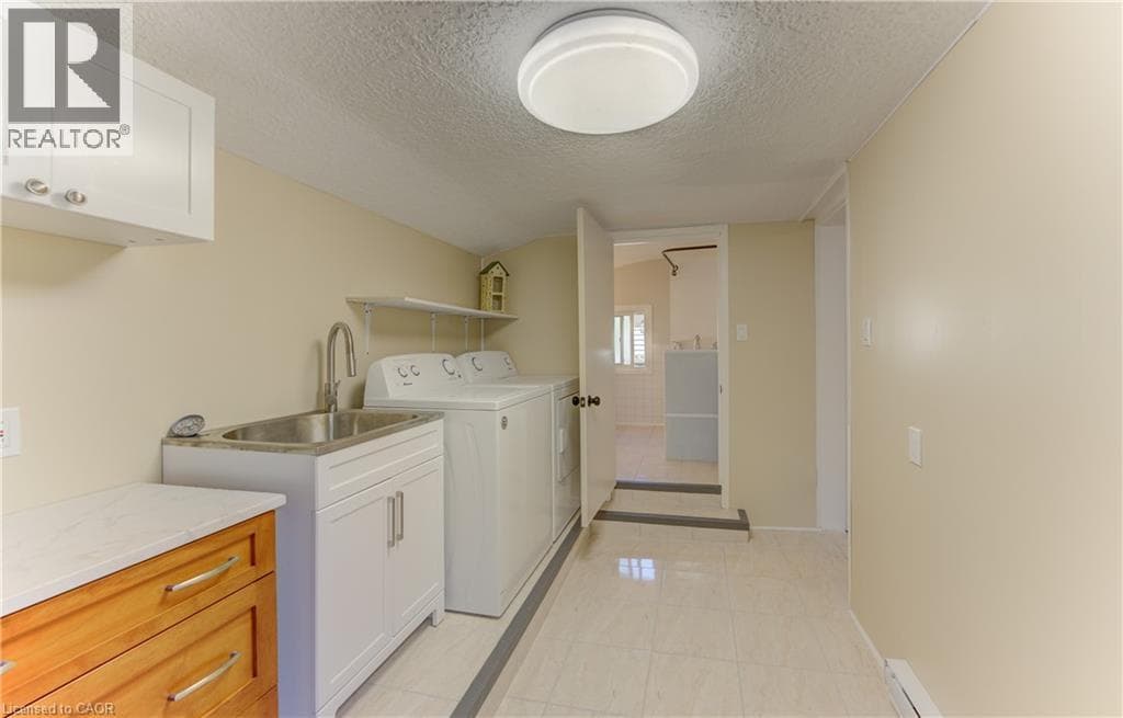 Detached for sale at 180 HEWAT Street, Central Park, Cambridge, Ontario, photo 18